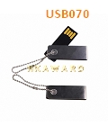 USB070